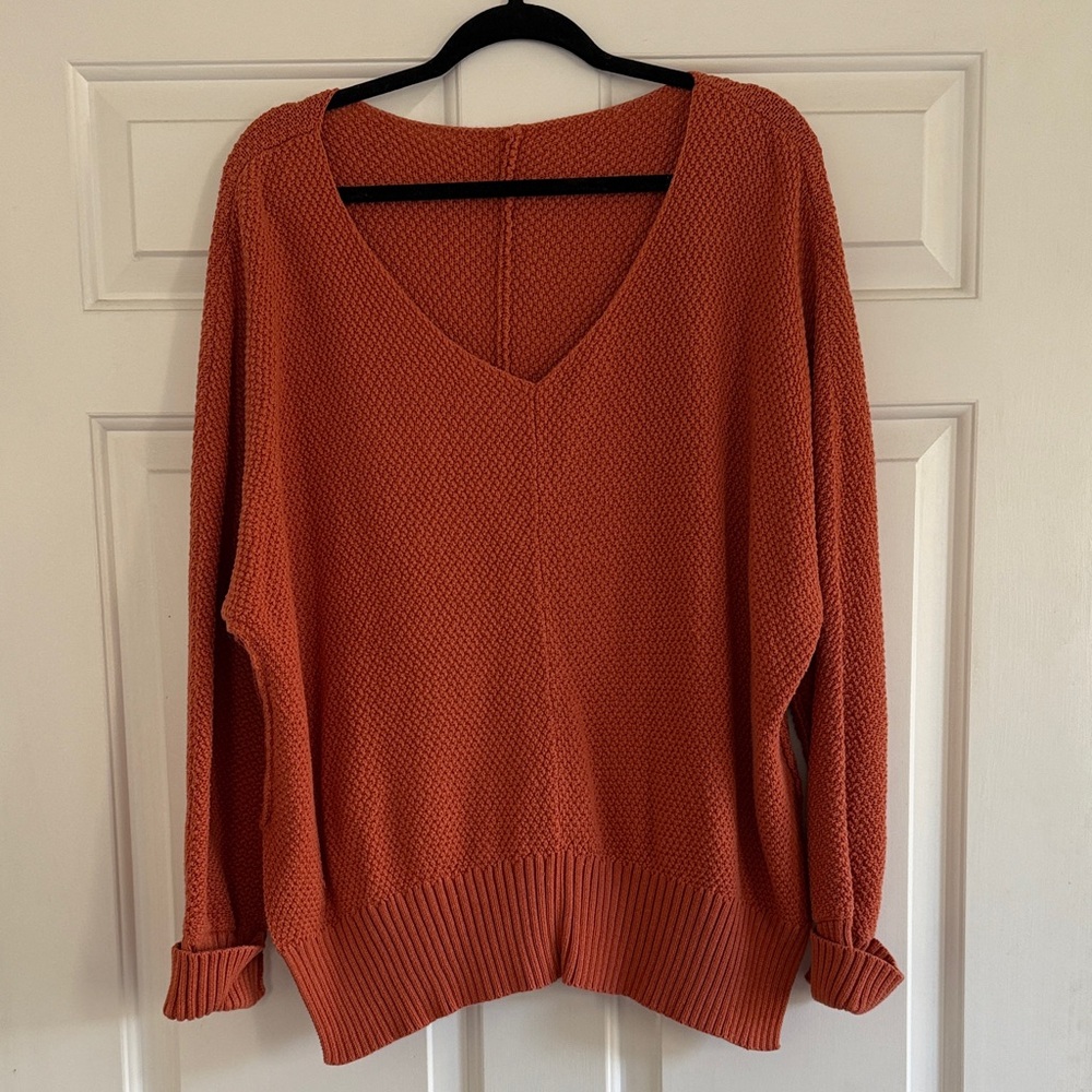 V-Neck Textured Knit Sweater - Rust